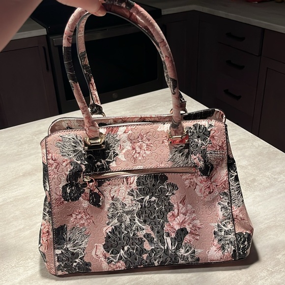 NWOT Guess Halley Floral 3 Bag/Wallet Set - Picture 4 of 10